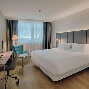 Nh Toulouse Airport Hotell